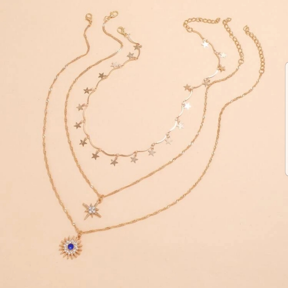 *Trista* Layered Star Necklace - Picture 4 of 4